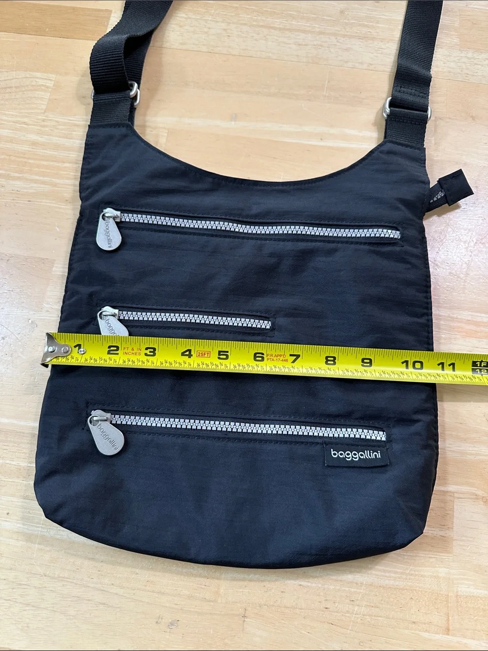 Baggallini Black Crossbody Sling with Silver Zippers